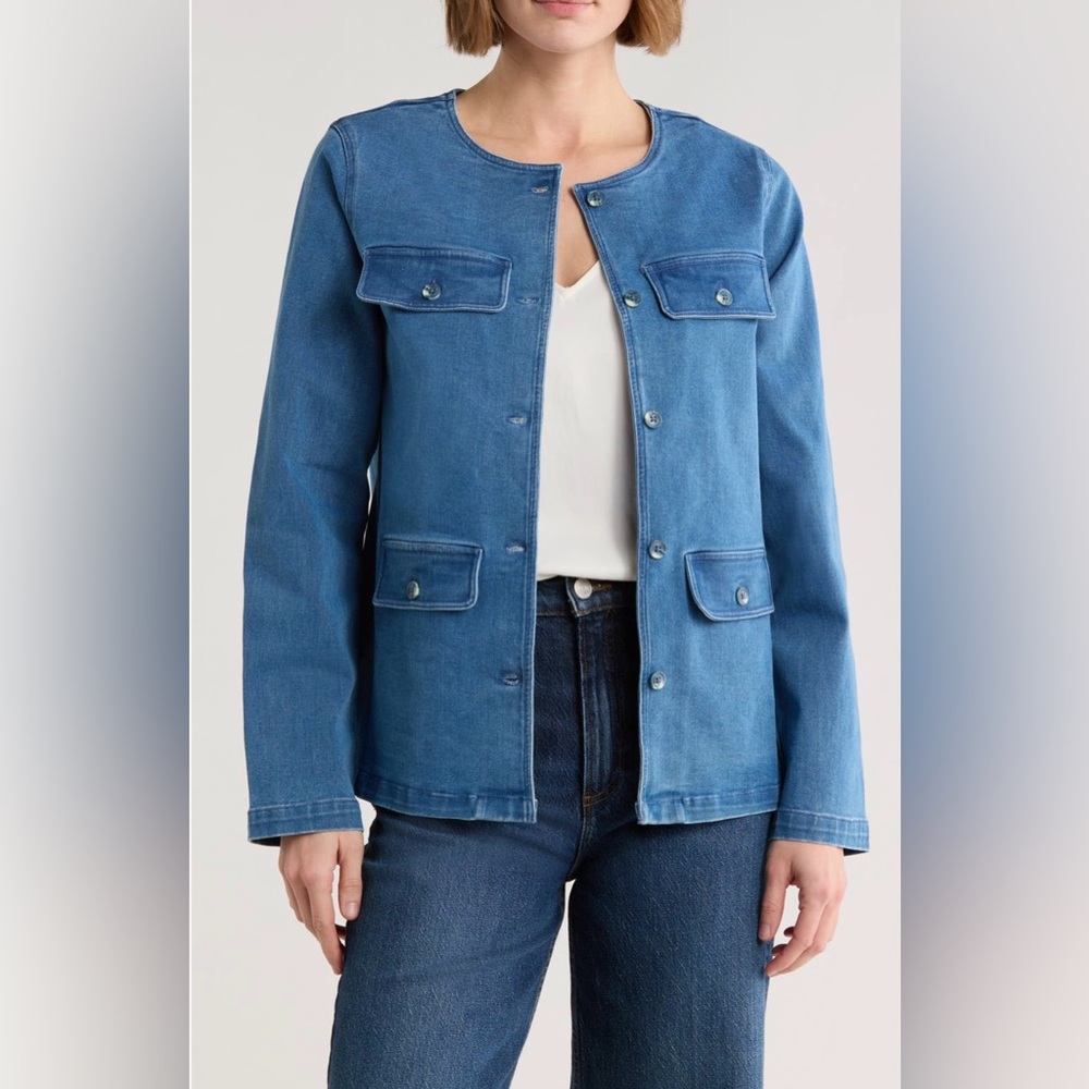 Collarless Denim Jacket
Area Stars In: Dark Blue
